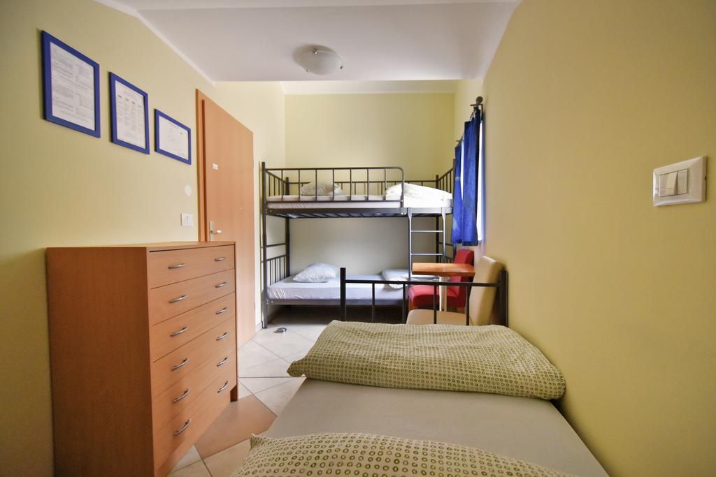 Hostel X Point Кобарид Стая снимка